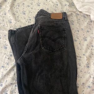 Levi’s 501 Loose Straight Jeans